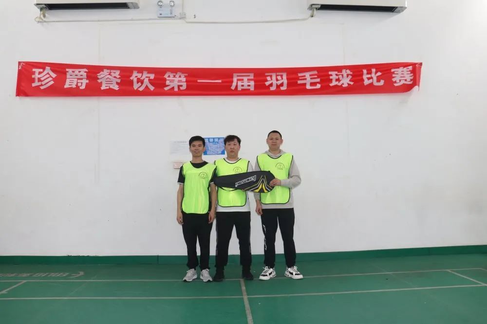 4b1818f52ceeab344be084412cf786ba.jpg